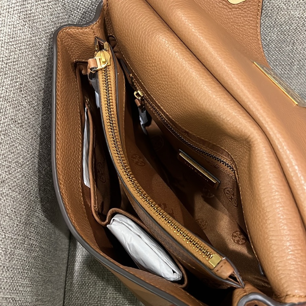 Tory Burch Britten Flap Shoulder or Crossbody bag - Picture 11 of 15